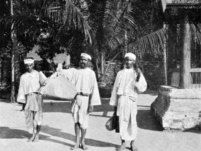 Astrologers and brahmins photographed in Manipur in the nineteenth century