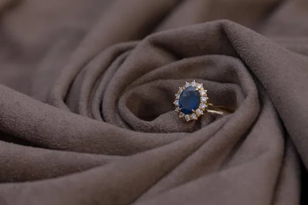 Yellow Sapphire (Pukhraj)